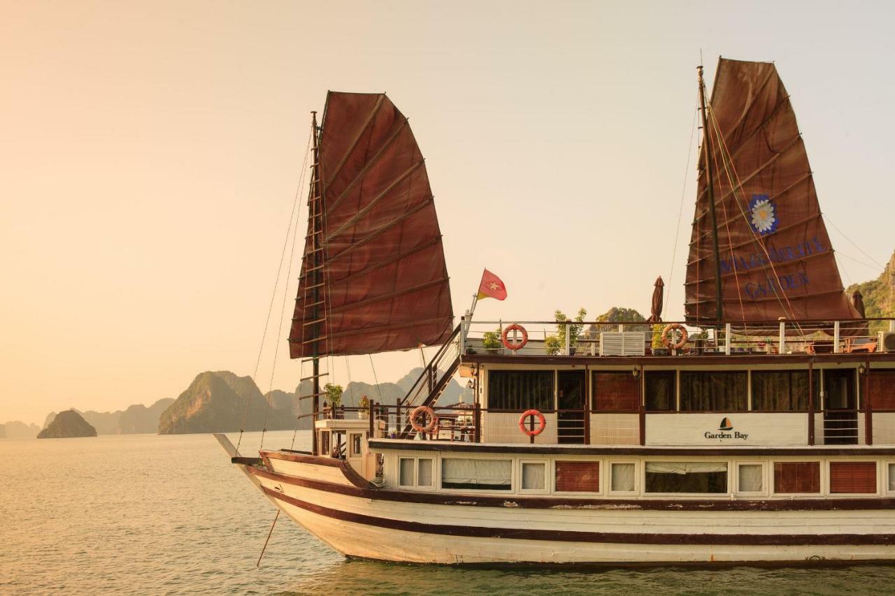 Garden Bay Premium Cruise Hotell Ha Long Exteriör bild